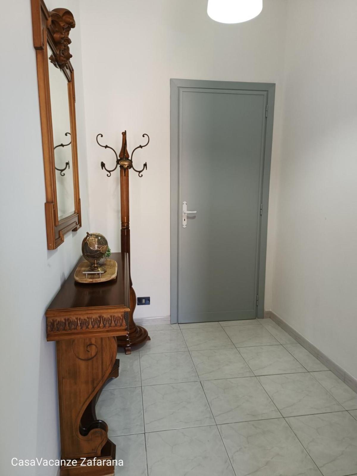 Zafarana Apartment Santa Flavia